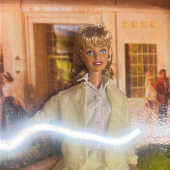 Vintage Grease Lightning, Sandy Barbie Doll in Cream Outfit. - Picture 3 of 4